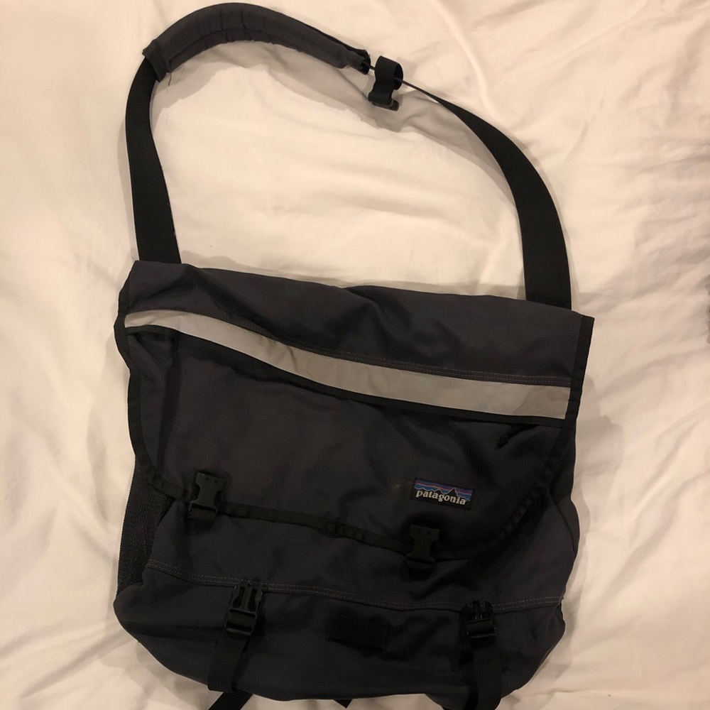 Patagonia messenger bag